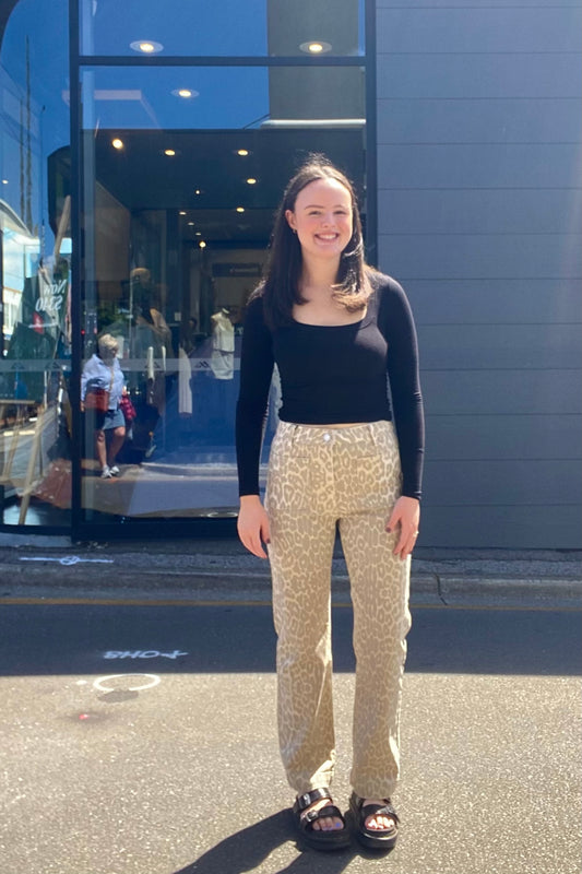 LEOPARD LIGHT PRINT JEANS