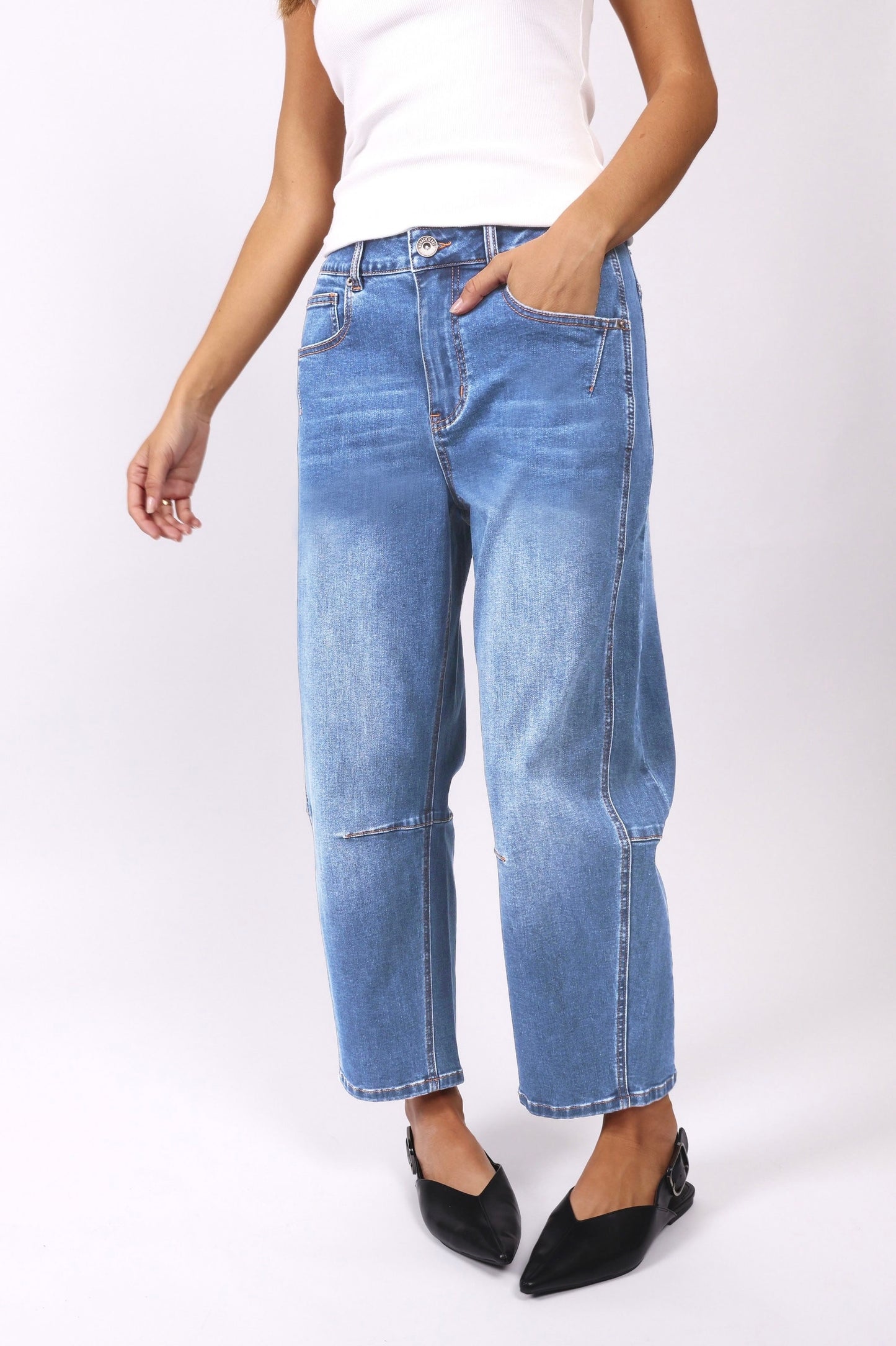 TONI BARREL JEANS - Ink , Black & Light