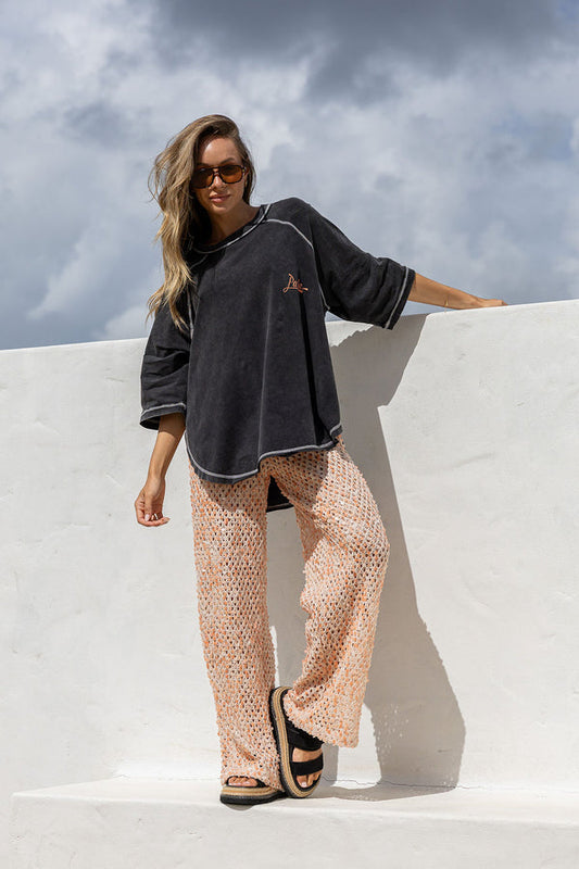 REBEL PARLA TEE