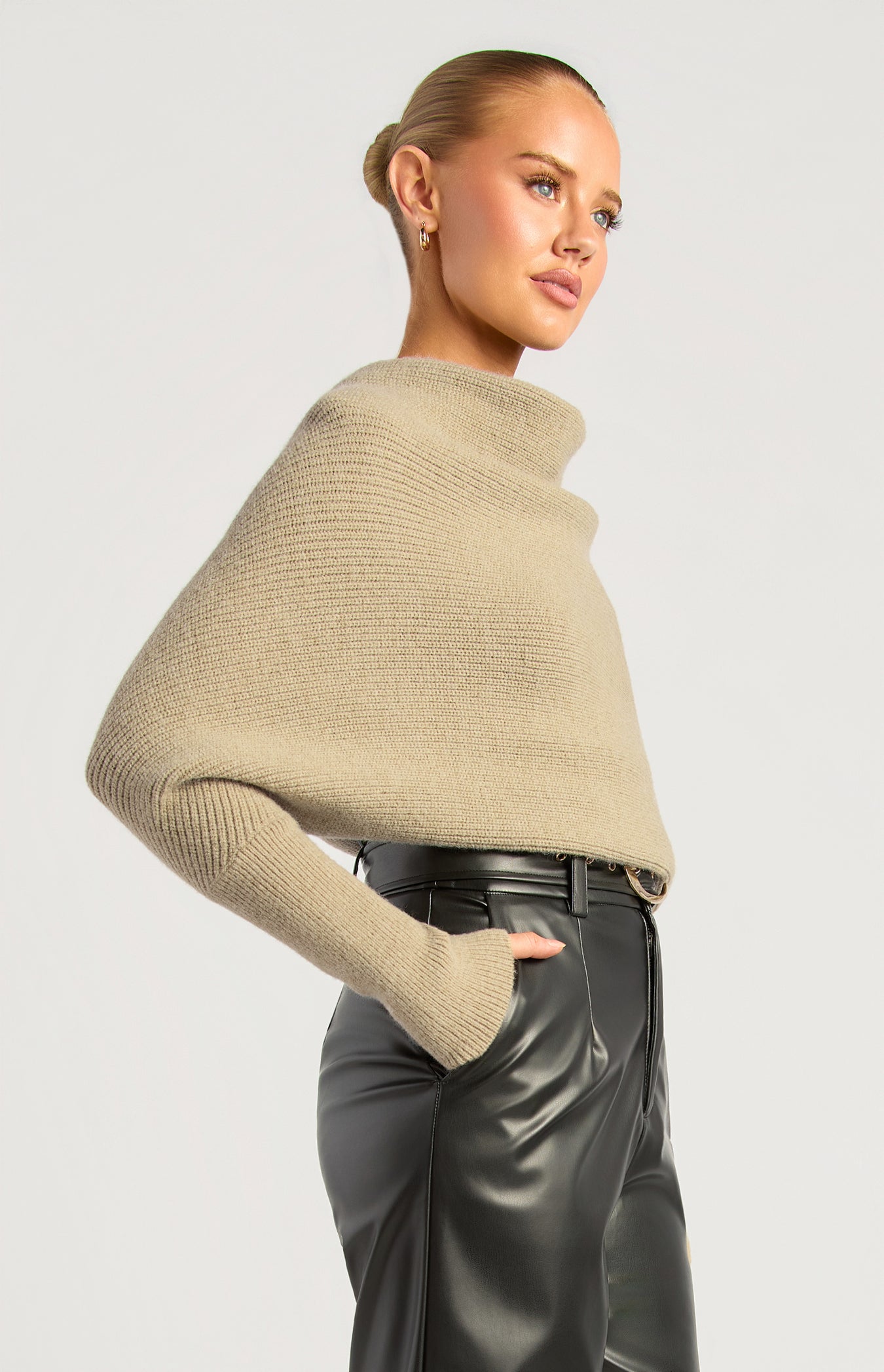 SASHA BATWING KNIT -Black & Oatmeal