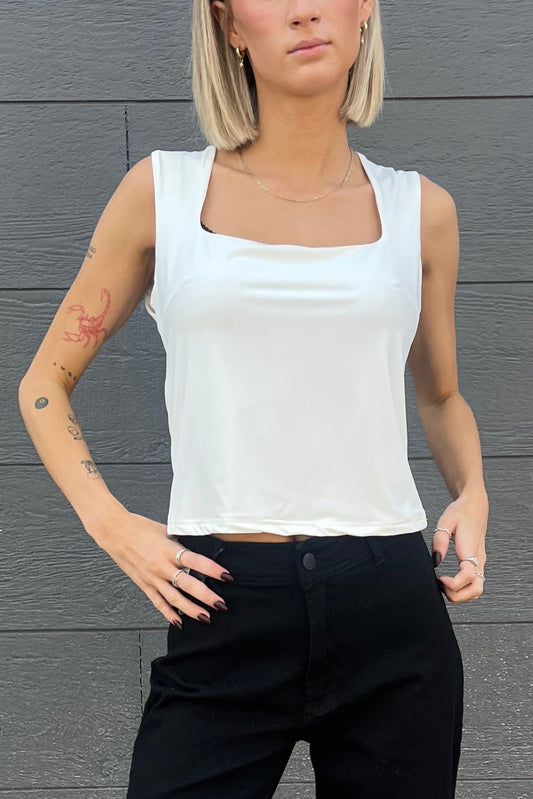 AILA TOP