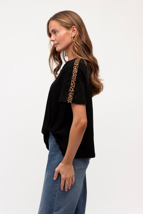 TUCK TEE LEOPARD TRIM