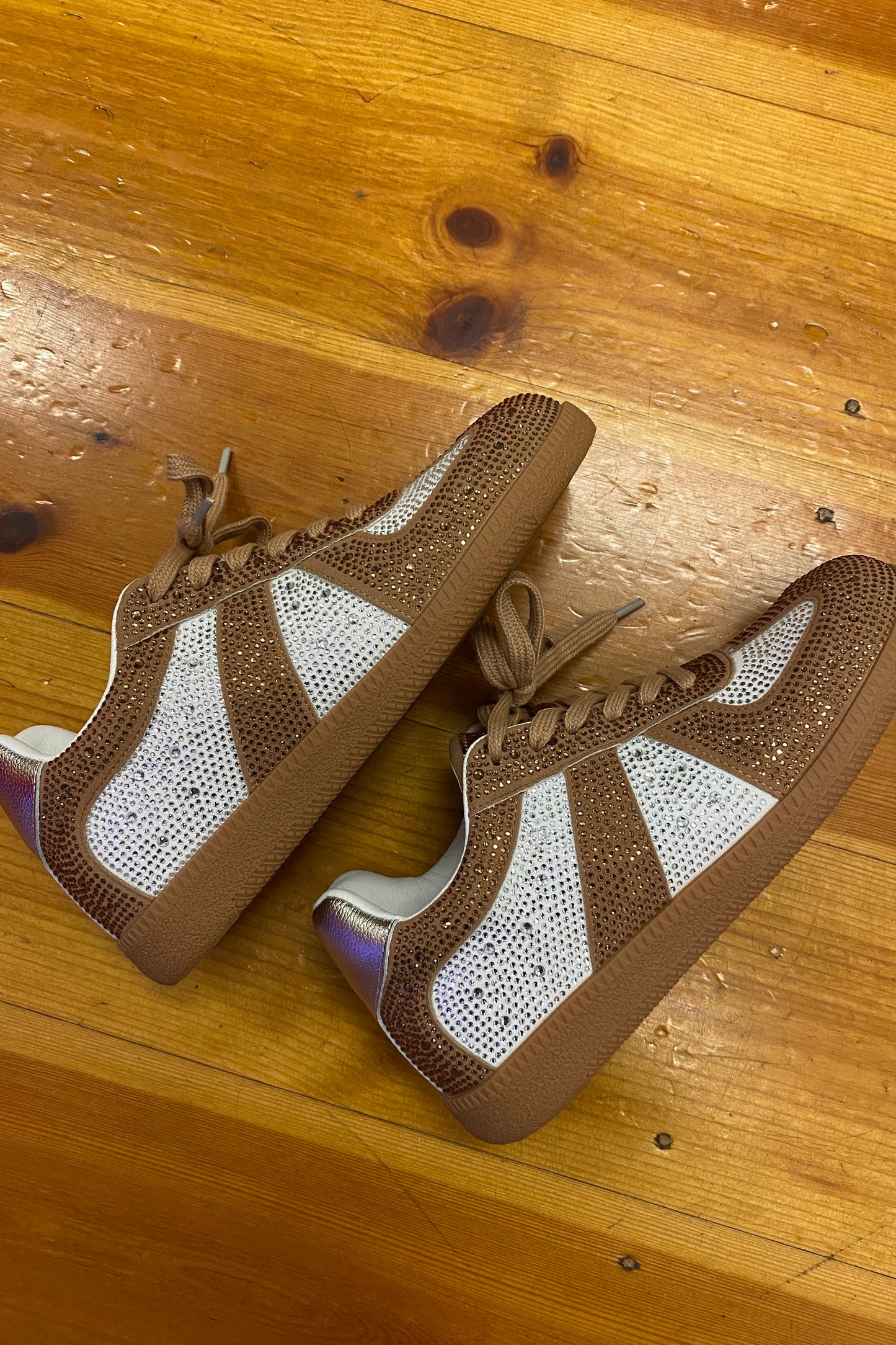 VELVET BLING SNEAKER- Tan & Black & Blue