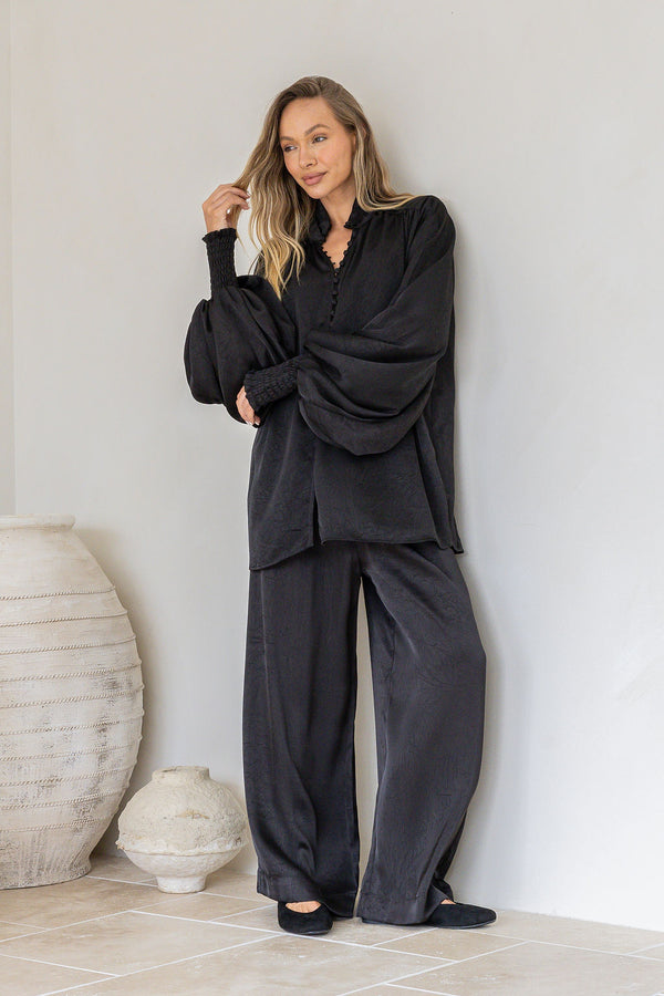 PORTOFINO LUXE DREAMS BLOUSE - Black & Coco