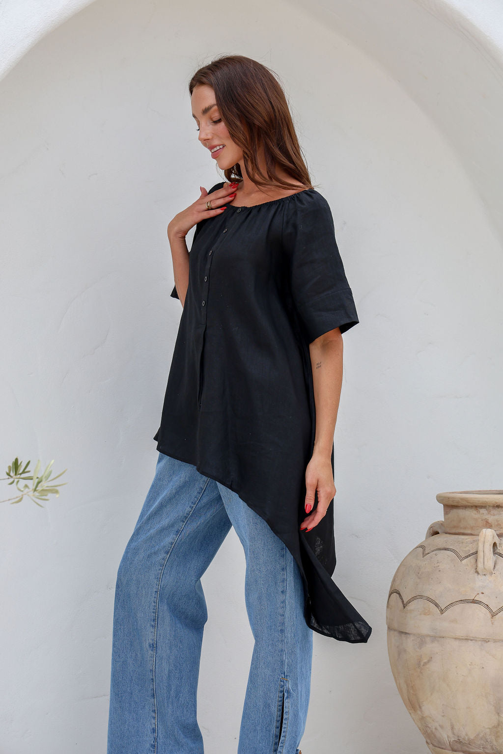LEE LEE LINEN TOP -Black & White