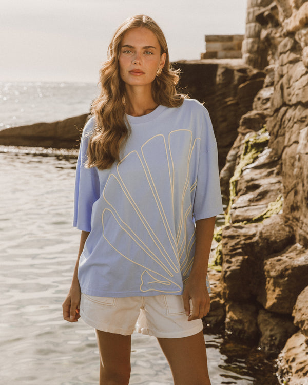 SHELLA TEE - Blue & White