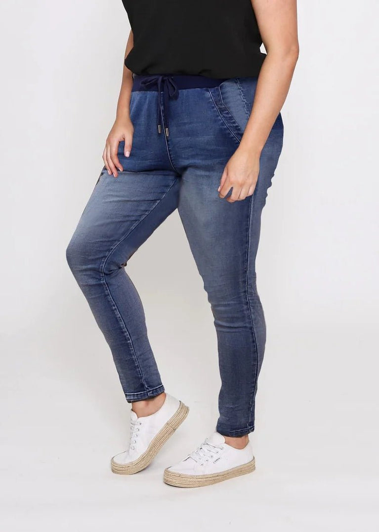 RILEY DENIM JOGGER